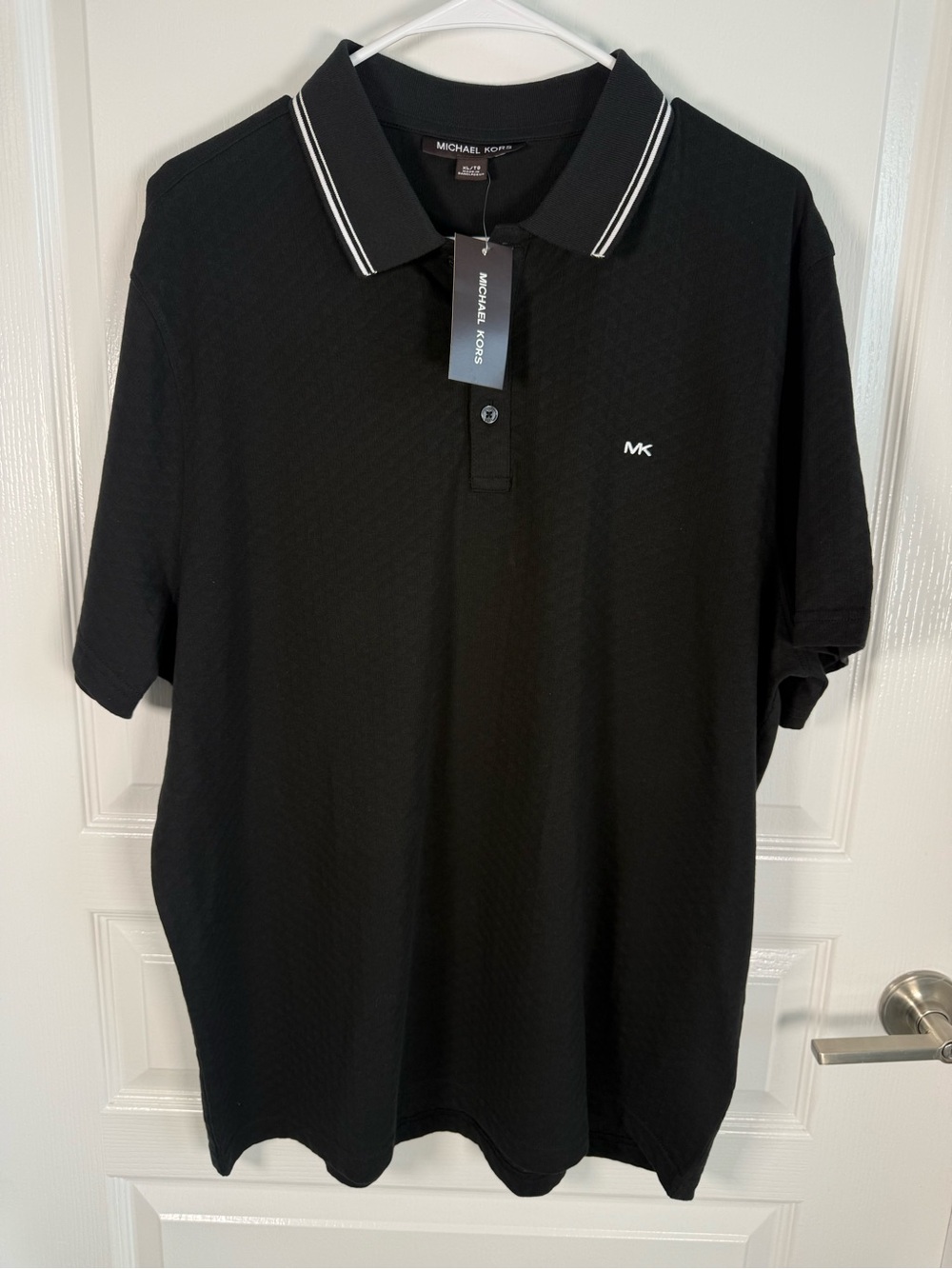 Michael Kors Black Polo with White Contrast Collar Trim size XL (072)